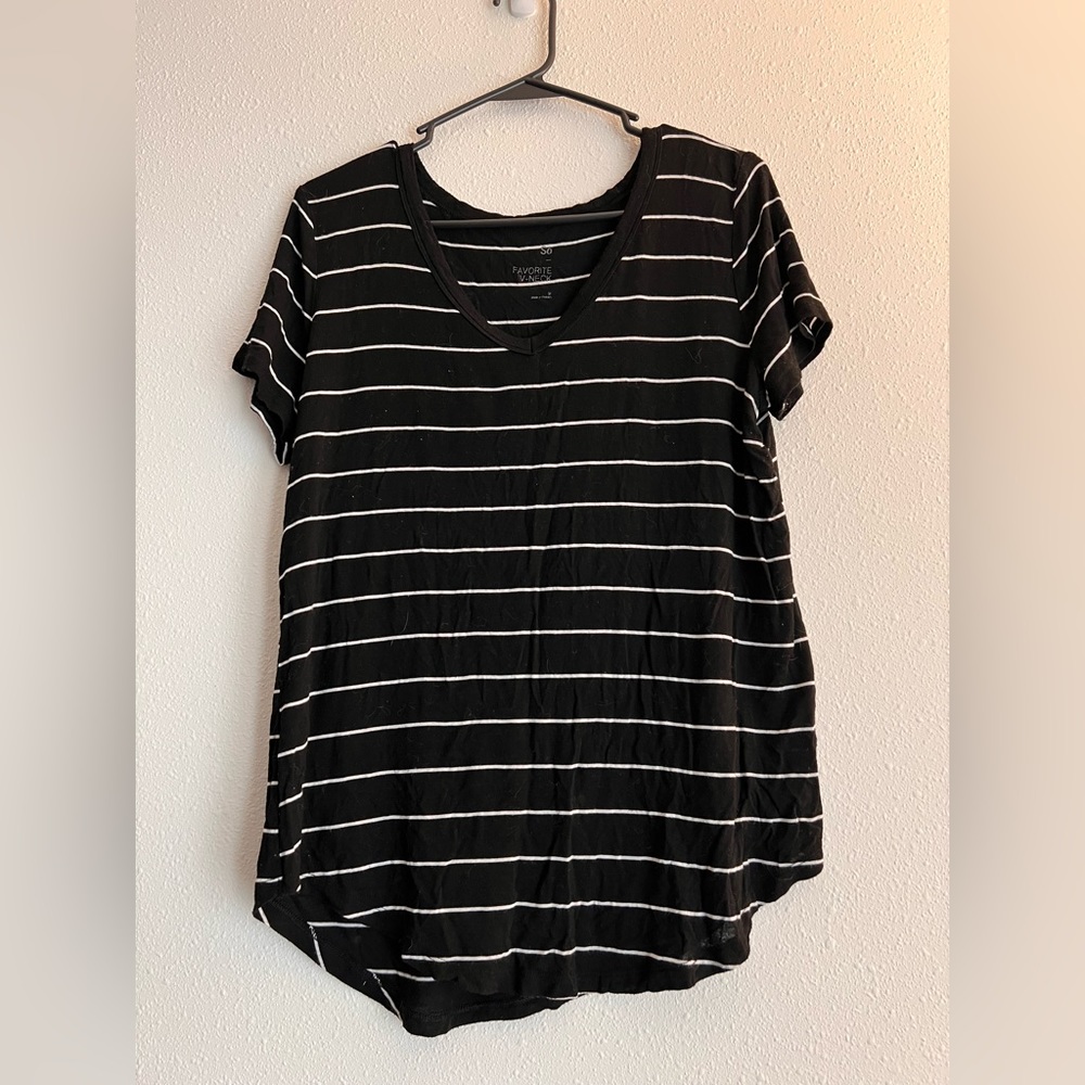 SO V Neck Tee